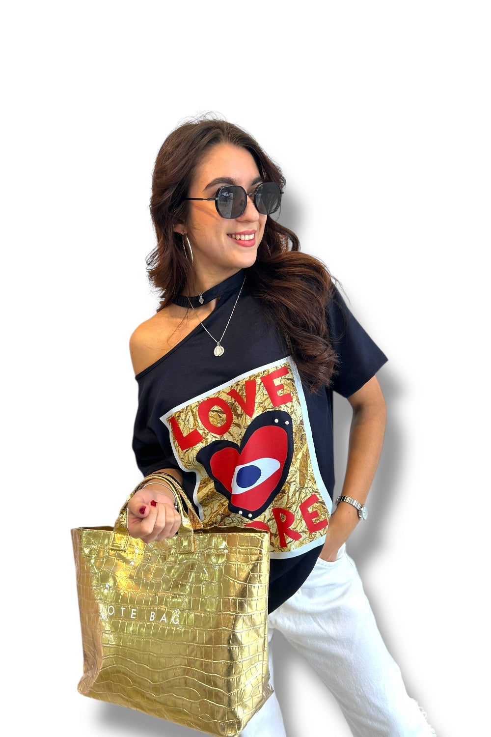 T-Shirt Love More