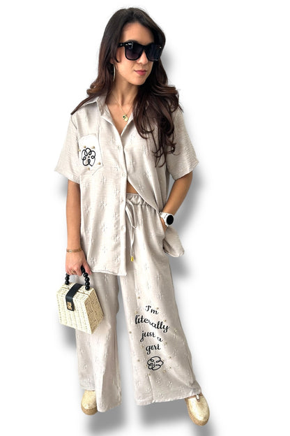 Conjunto Beige Just A Girl