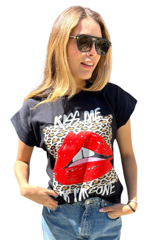 T-Shirt Kiss me